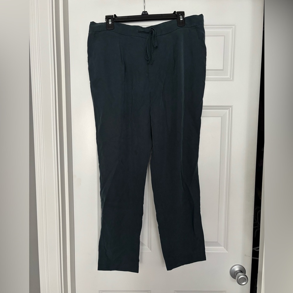 Banana Republic Green Pants